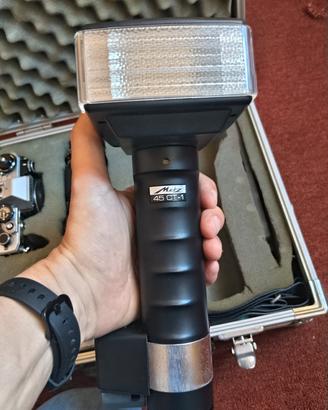 macchina fotografica Olympus Om10