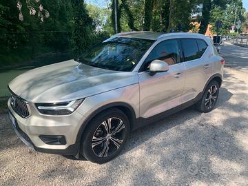 Volvo XC40 D4 AWD Geartronic Inscription