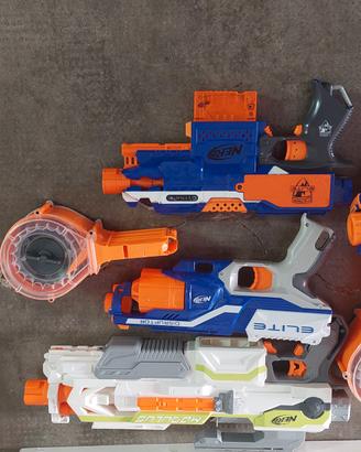 Nerf pistole e dardi