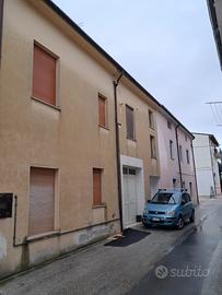 Immobile con garage