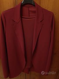 Blazer bordó con sottogiacca 