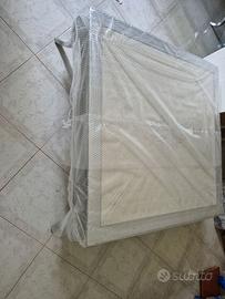 Tavolino da salotto sagomato bianco e argento