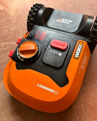 Robot rasaerba Work M WR141E