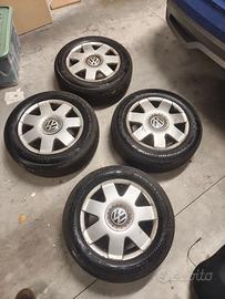 Cerchi in lega Polo IV 5x100 con gomme seminuove