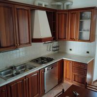 Cucina legno finitura noce