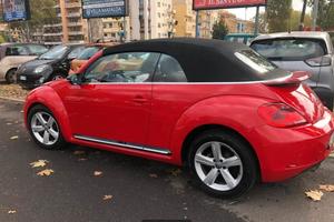 Volkswagen Maggiolino cabrio