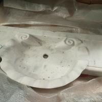 lavandini in marmo bianco