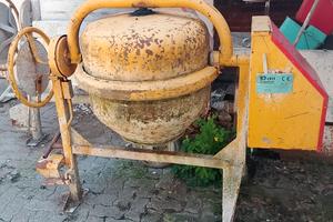 betoniera 180 litri  usata pochissimo