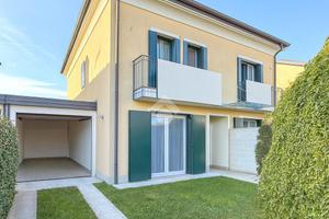 BIFAMILIARE A PIAZZOLA SUL BRENTA