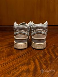 Scarpa adidas azzurre