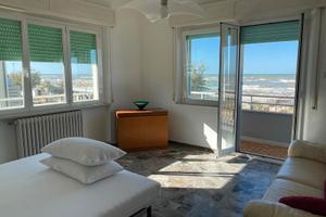 Appartamento fronte mare