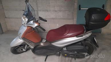 Piaggio Beverly 350 - 2012