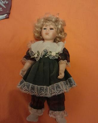 Bambola in Ceramica