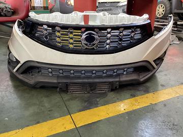 SSANGYONG KORANDO G20D - PARAURTI ANTERIORE