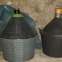 Damigiane bottiglie