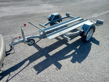 noleggio carrello moto