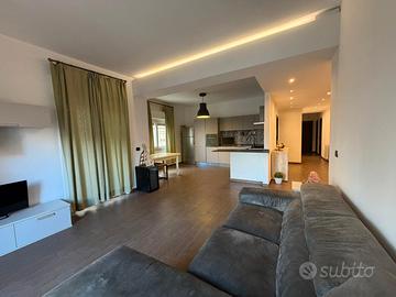 Ristrutturato zona centro, via Trento