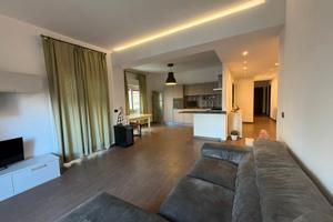 Ristrutturato zona centro, via Trento