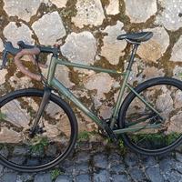 Triban rc 500 gravel tg. L