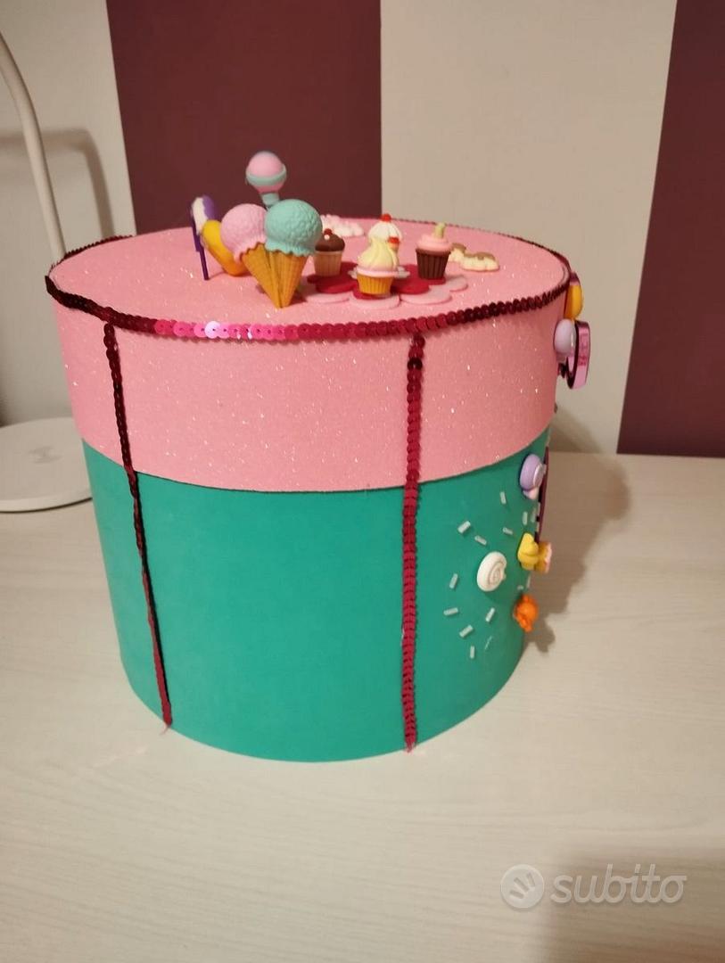 Torta scenografica tema Gabby's dollhouse - Tutto per i bambini In vendita  a Foggia