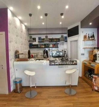 attrezzature bar/panineria