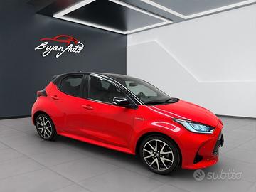 Toyota Yaris 1.5h Premiere *PROMO*