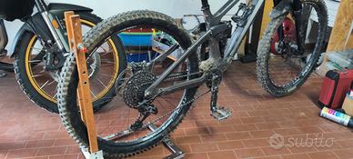 Transition Sentinel carbonio M