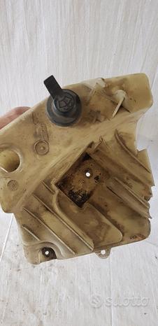 Fiat panda 141 vaschetta acqua tergicristalli