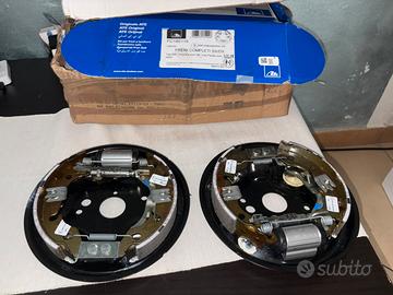 Kit Ganasce freni posteriori COMPLETO