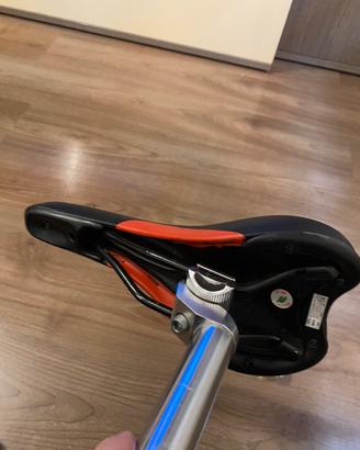 Sella monta bike con adattatori
