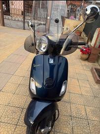 Vespa LX – Blu Notte