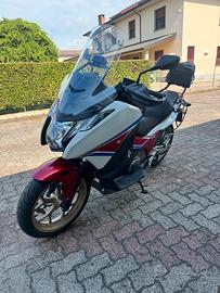 Honda INTEGRA S 750 2014