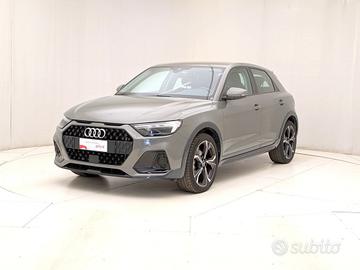 AUDI A1 2ª serie - A1 allstreet 35 TFSI Admired