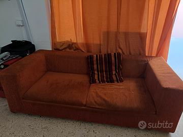DIVANO LETTO 