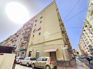 3 LOCALI A TARANTO