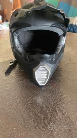Casco motocross nuovo