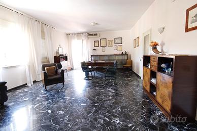 Uso ufficio/studio corso gelone