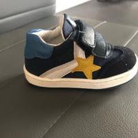 Scarpa Bimbo numero 19