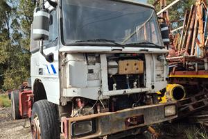 iveco 190.38 anche ricambi motore 520 