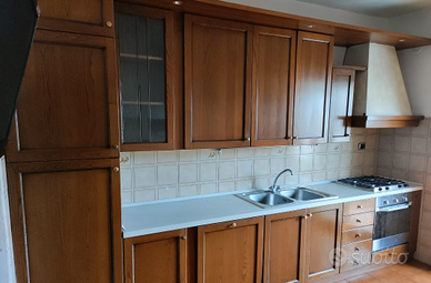 cucina in legno massello