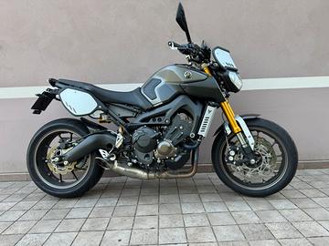 Yamaha MT09 Sport Tracker *FULL OPTIONAL