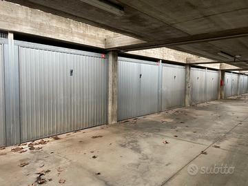 Garage box Parco Resistenza