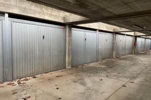 Garage box Parco Resistenza