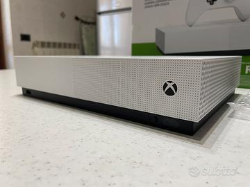 Xbox One S ALL DIGITAL - 1tb