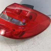 STOP FANALE POSTERIORE DESTRO MERCEDES Classe B W2
