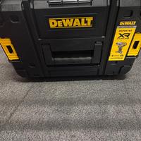 Scatola vuota nuova mai usata Dewalt