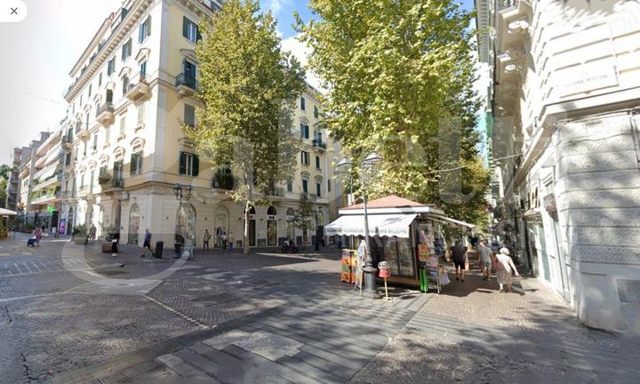 Attività Commerciale Napoli (Vomero)