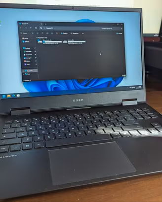 HP OMEN 15 32GB RAM,1TB NVME,AMD Ryzen 7 5800H