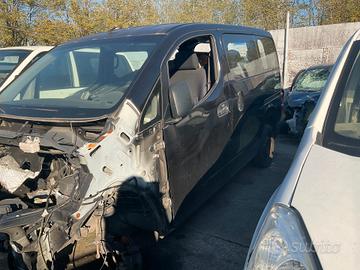 Ricambi Nissan NV 2015