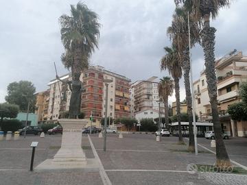 608703 Crotone: Ampio Appartamento Vista Mare